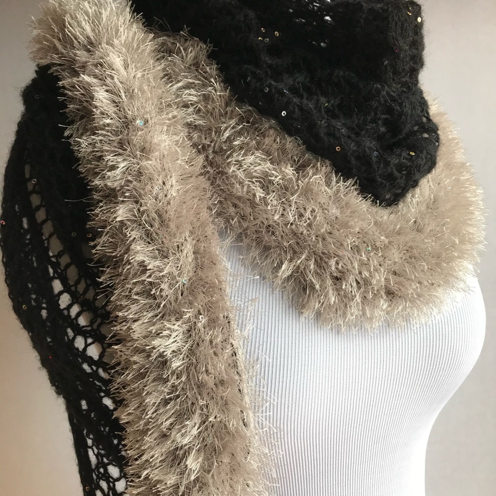 New Hand Knitted Shawl with Fur trim and sequins. Long scarf, Wrap.Gift for Her - Picture 3 of 16